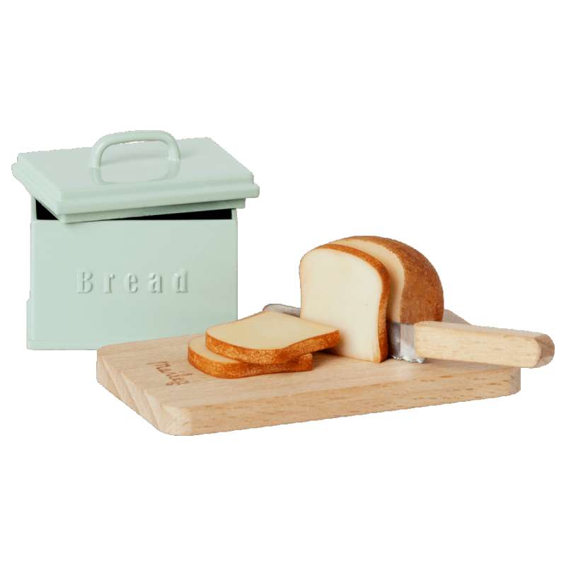 Maileg Miniature Bread Box with Cutting Board and Knife (8 cm.)