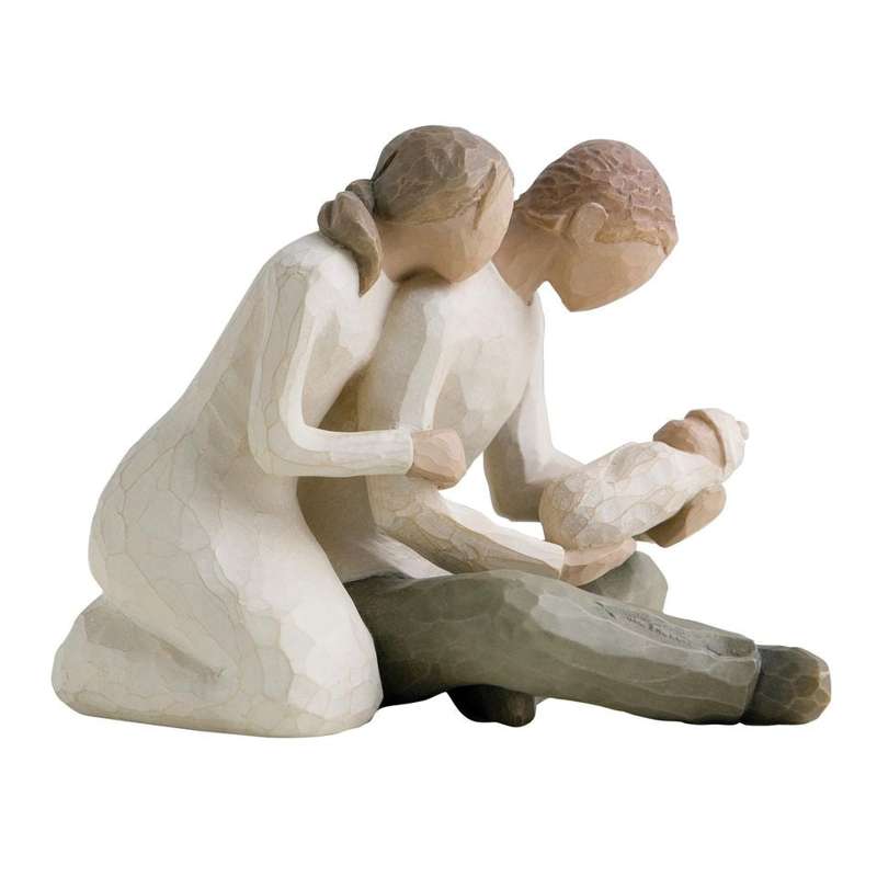 Willow Tree New Life figurine (mother and father with newborn)
